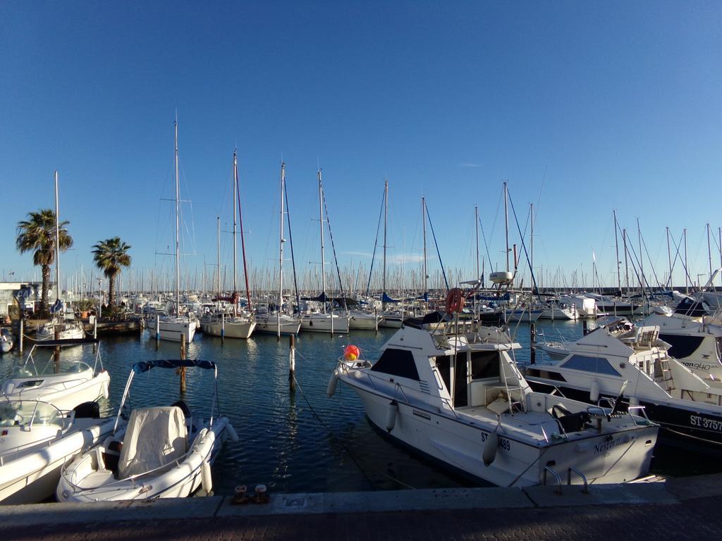 Hotei De La Plage Montpellier Sud Palavas-les-Flots Eksteriør billede
